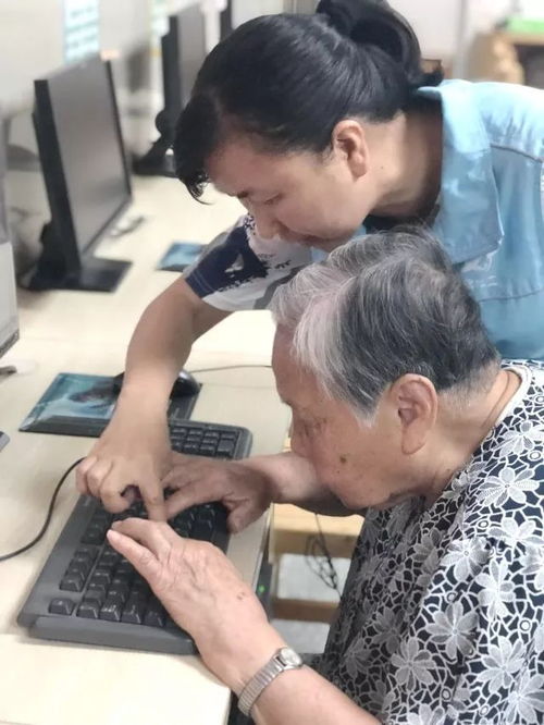 定格美好瞬間 聚焦社工服務(wù) | 展能社工攝影評選活動(dòng)第一期 咨詢策劃服務(wù)